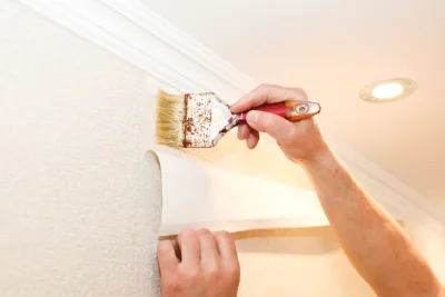 Pose de papier peint à Questrecques — revêtements muraux et toiles de verre